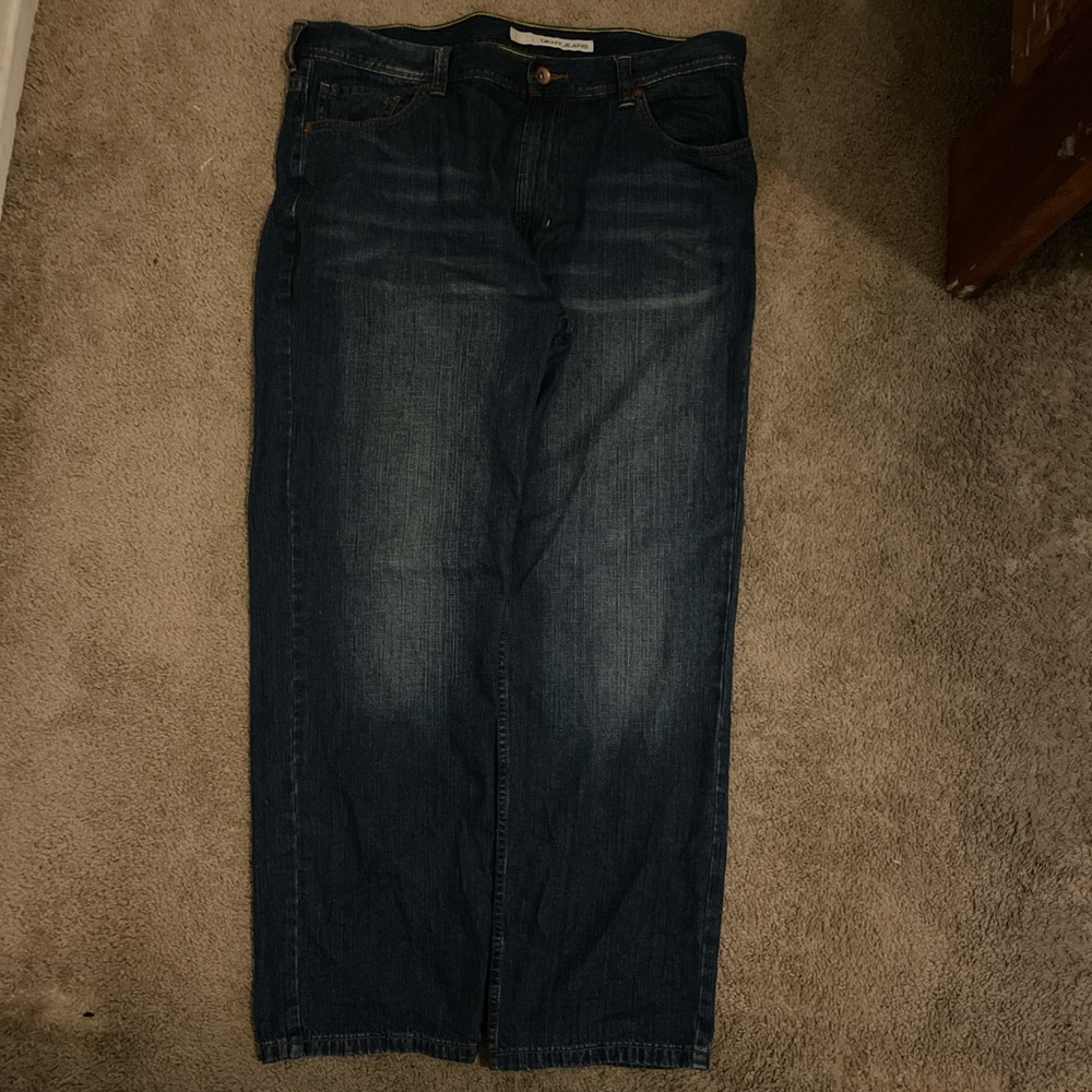DKNY Men's Relaxed Fit Dark Blue Jeans